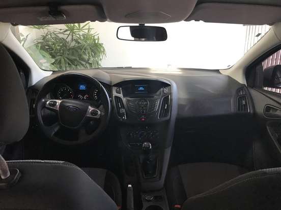 FORD-FOCUS-2014