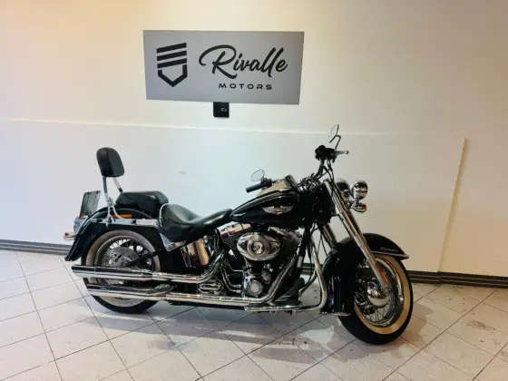 HARLEY-DAVIDSON SOFTAIL DELUXE 