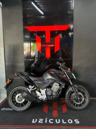HONDA CB 300F TWISTER CBS HONDA CB 300F TWISTER CBS
