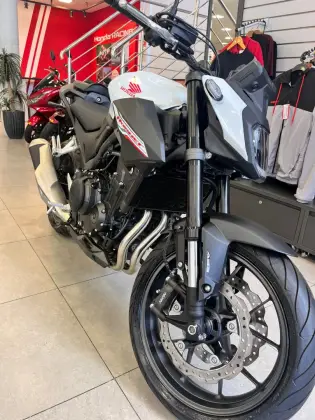 HONDA CB 500 HORNET 