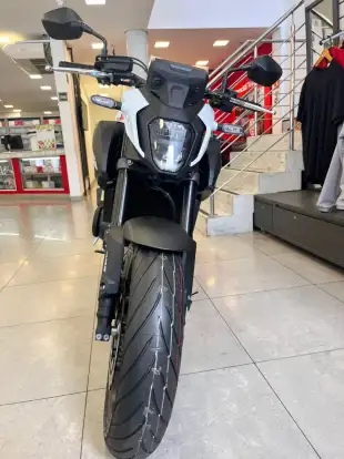HONDA-CB 500 HORNET-2026