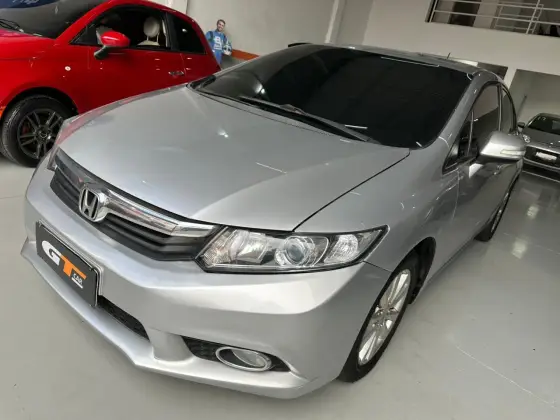 HONDA CIVIC 2.0 LXR 16V FLEX 4P AUTOMÁTICO HONDA CIVIC 2.0 LXR 16V FLEX 4P AUTOMÁTICO