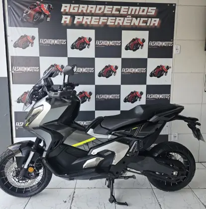 HONDA X-ADV 