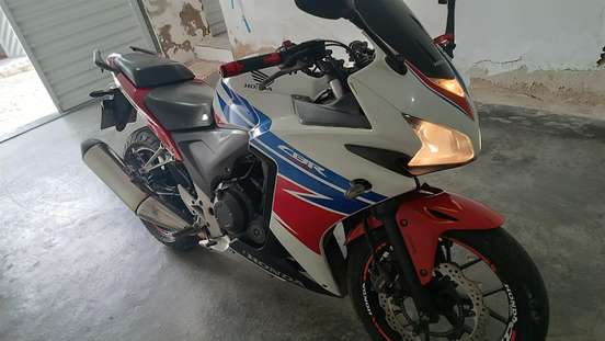 HONDA-CBR 500R ABS-2015