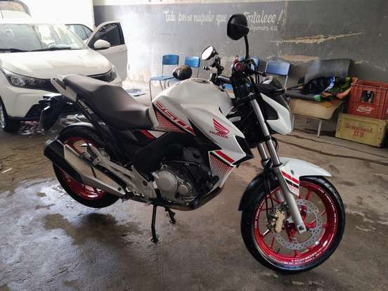 HONDA-CB TWISTER-2022