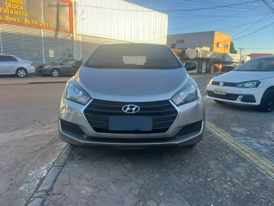 HYUNDAI HB20 1.0 COMFORT 12V FLEX 4P MANUAL
