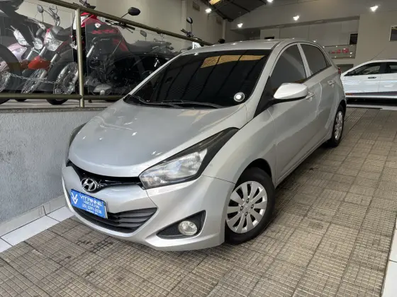 HYUNDAI HB20 1.0 COMFORT PLUS 12V FLEX 4P MANUAL