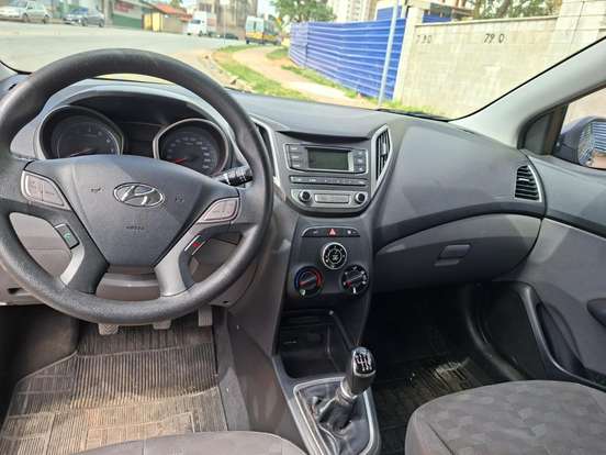 HYUNDAI-HB20S-1.6 COMFORT PLUS 16V FLEX 4P MANUAL HYUNDAI-HB20S-2016