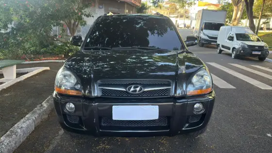 HYUNDAI TUCSON 2.0 MPFI GLS 16V 143CV 2WD GASOLINA 4P AUTOMÁTICO