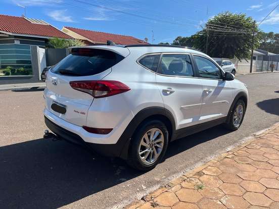HYUNDAI-TUCSON-2019