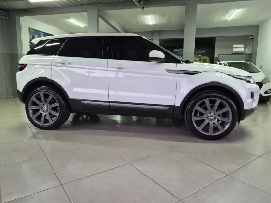 LAND ROVER-RANGE ROVER EVOQUE-2.0 PURE TECH 4WD 16V GASOLINA 4P AUTOMÁTICO LAND ROVER-RANGE ROVER EVOQUE-2014