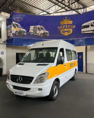 MERCEDES-BENZ-SPRINTER-2.2 415 CDI FURGÃO 7.5 BI-TURBO DIESEL MANUAL MERCEDES-BENZ-SPRINTER-2014