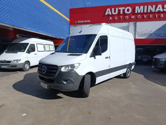 MERCEDES-BENZ SPRINTER 2.2 CDI DIESEL FURGÃO 416 TA LONGO MANUAL MERCEDES-BENZ SPRINTER 2.2 CDI DIESEL FURGÃO 416 TA LONGO MANUAL