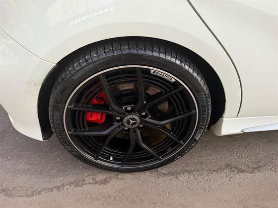 MERCEDES-BENZ-A 45 AMG-2.0 16V TURBO GASOLINA 4P AUTOMATIZADO MERCEDES-BENZ-A 45 AMG-2015