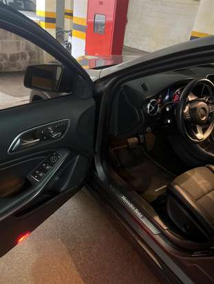 MERCEDES-BENZ-GLA 200-2017