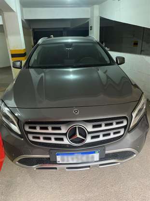 MERCEDES-BENZ-GLA 200-2017