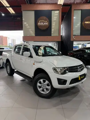 MITSUBISHI L200 TRITON 3.2 GL 4X4 CD 16V TURBO INTERCOLER DIESEL 4P MANUAL
