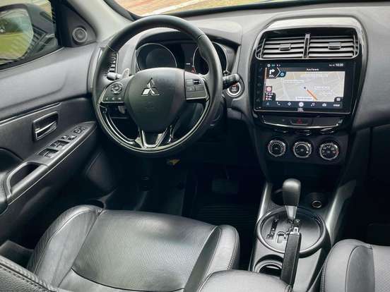 MITSUBISHI-OUTLANDER-2020