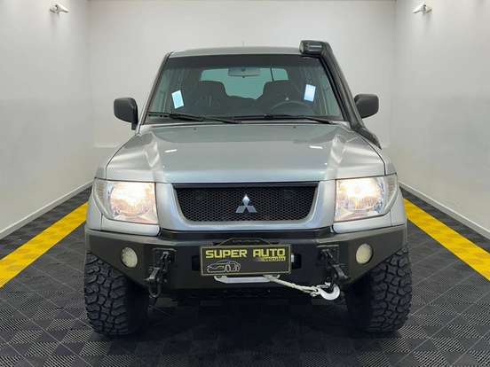 MITSUBISHI-PAJERO TR4-2.0 4X4 16V 131CV GASOLINA 4P MANUAL MITSUBISHI-PAJERO TR4-2004