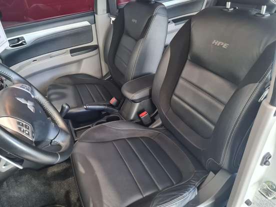 MITSUBISHI-PAJERO-3.2 HPE 4X4 7 LUGARES 16V TURBO INTERCOOLER DIESEL 4P AUTOMÁTICO MITSUBISHI-PAJERO-2017