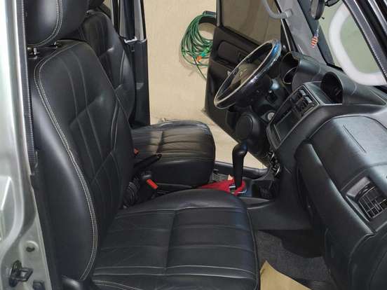 MITSUBISHI-PAJERO TR4-2.0 4X4 16V 140CV FLEX 4P AUTOMÁTICO MITSUBISHI-PAJERO TR4-2013