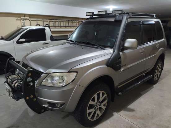 MITSUBISHI-PAJERO TR4-2013