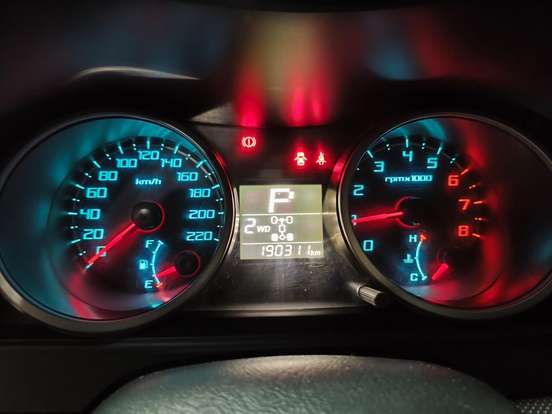 MITSUBISHI-PAJERO TR4-2013