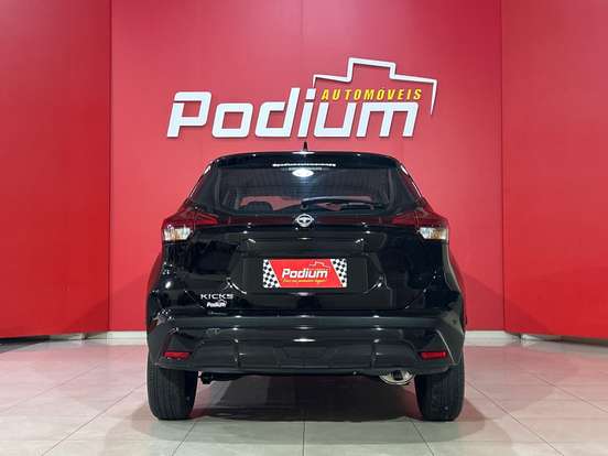 NISSAN-KICKS-2024