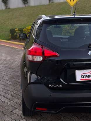 NISSAN-KICKS-2018