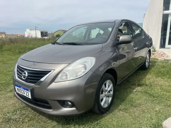 NISSAN VERSA 1.6 16V FLEX SV 4P MANUAL NISSAN VERSA 1.6 16V FLEX SV 4P MANUAL