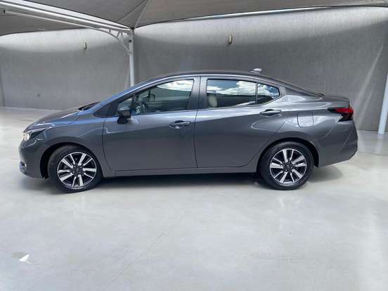 NISSAN-VERSA-2024