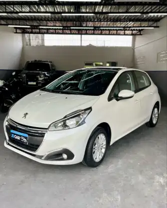 PEUGEOT-208-2017