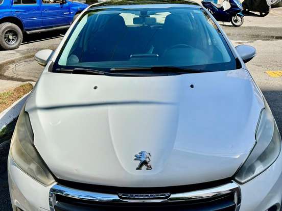 PEUGEOT-208-1.6 ALLURE 16V FLEX 4P AUTOMÁTICO PEUGEOT-208-2017