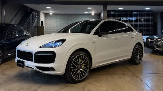 PORSCHE CAYENNE 3.0 V6 E-HYBRID COUPÉ PLATINUM EDITION AWD TIPTRONIC S