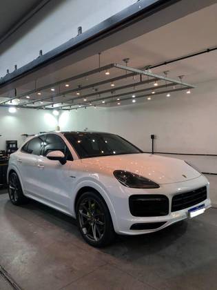 PORSCHE CAYENNE 3.0 V6 E-HYBRID COUPÉ PLATINUM EDITION AWD TIPTRONIC S