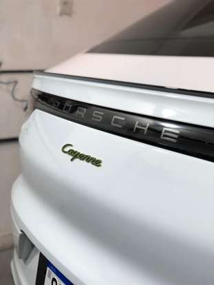 PORSCHE-CAYENNE-2023