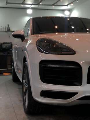 PORSCHE-CAYENNE-2023