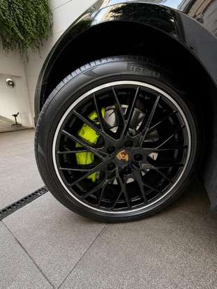 PORSCHE-PANAMERA-2020