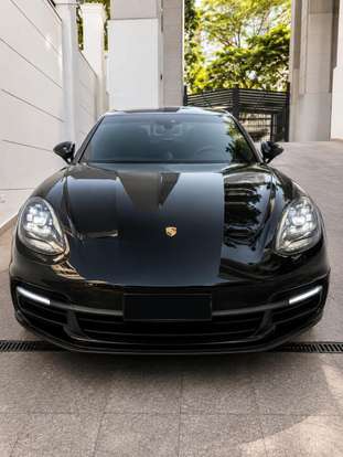 PORSCHE-PANAMERA-2020