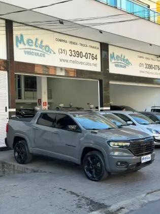 RAM RAMPAGE 2.0 HURRICANE 4 TURBO GASOLINA R/T 4X4 AUTOMÁTICO