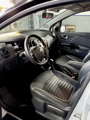 RENAULT-CAPTUR-2018
