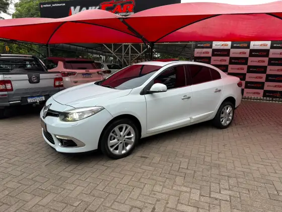 RENAULT FLUENCE 2.0 PRIVILÉGE 16V FLEX 4P AUTOMÁTICO