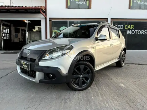 RENAULT SANDERO 1.6 STEPWAY 16V FLEX 4P AUTOMÁTICO