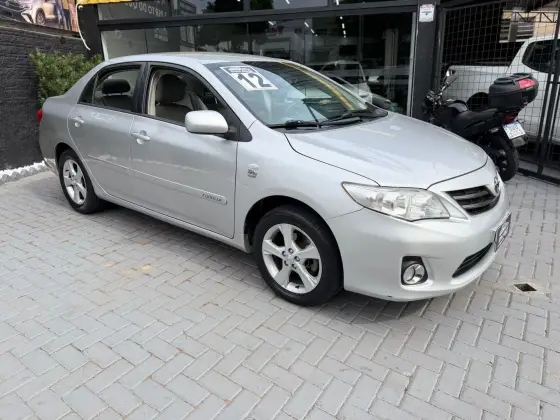 TOYOTA COROLLA 1.8 GLI 16V FLEX 4P AUTOMÁTICO
