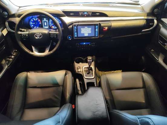 TOYOTA-HILUX-2017