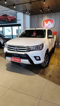 TOYOTA-HILUX-2017