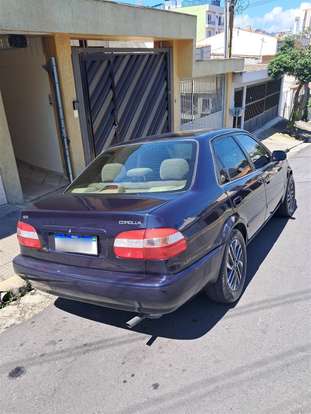TOYOTA-COROLLA-1999