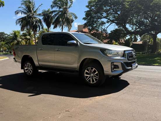 TOYOTA-HILUX-2.8 SRV 4X4 CD 16V DIESEL 4P AUTOMÁTICO TOYOTA-HILUX-2019