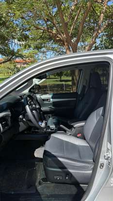 TOYOTA-HILUX-2019