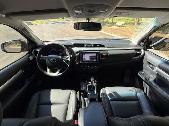 TOYOTA-HILUX-2.8 SRV 4X4 CD 16V DIESEL 4P AUTOMÁTICO TOYOTA-HILUX-2019